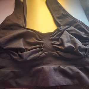 BNWT Yitty black sports bra size 1x/2x